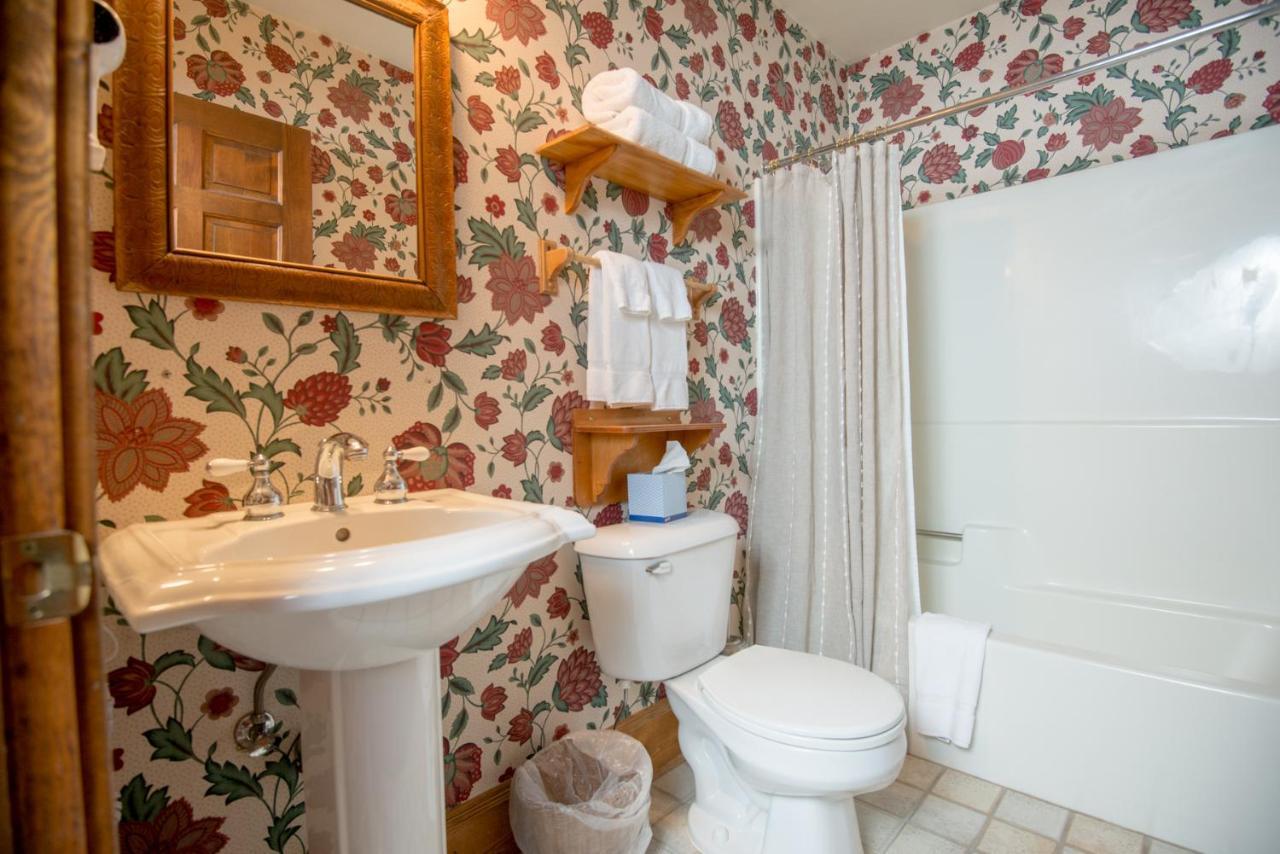 Inn At Cedar Crossing 斯特金贝 外观 照片