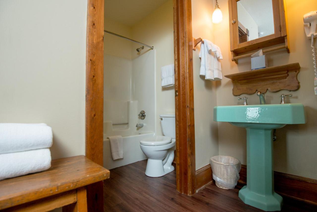 Inn At Cedar Crossing 斯特金贝 外观 照片